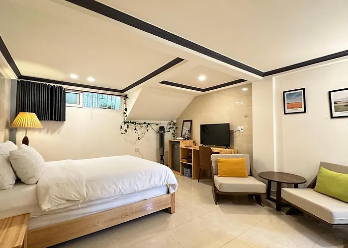 Cozynook Boutique Apartments - 3 Thang 2 Street